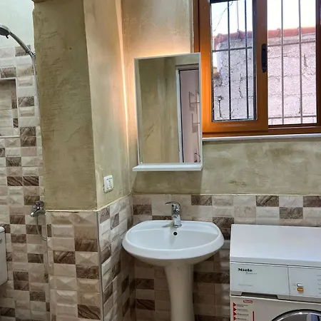 Closecare Tirana